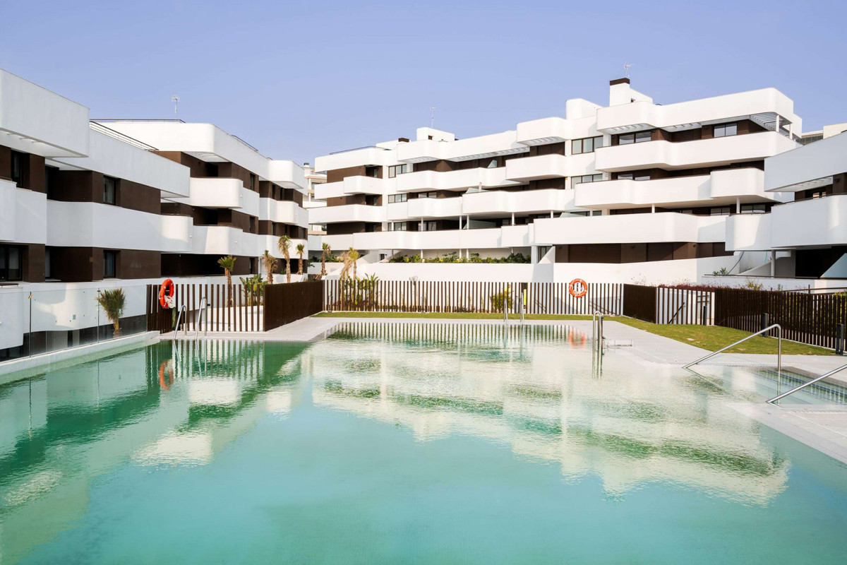 4 Bedroom Apartment for Sale in Estepona — 5