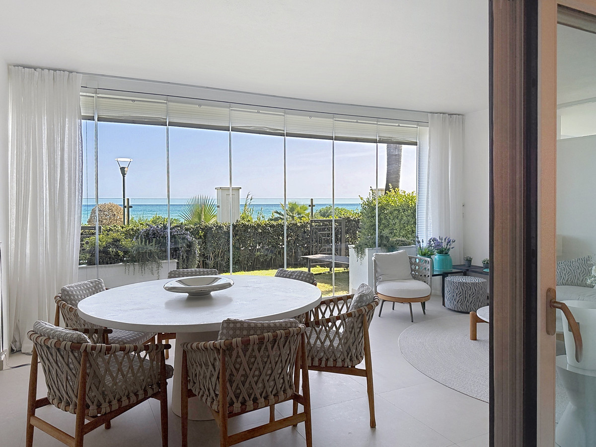 2 Bedroom Apartment for Sale in Estepona — 9