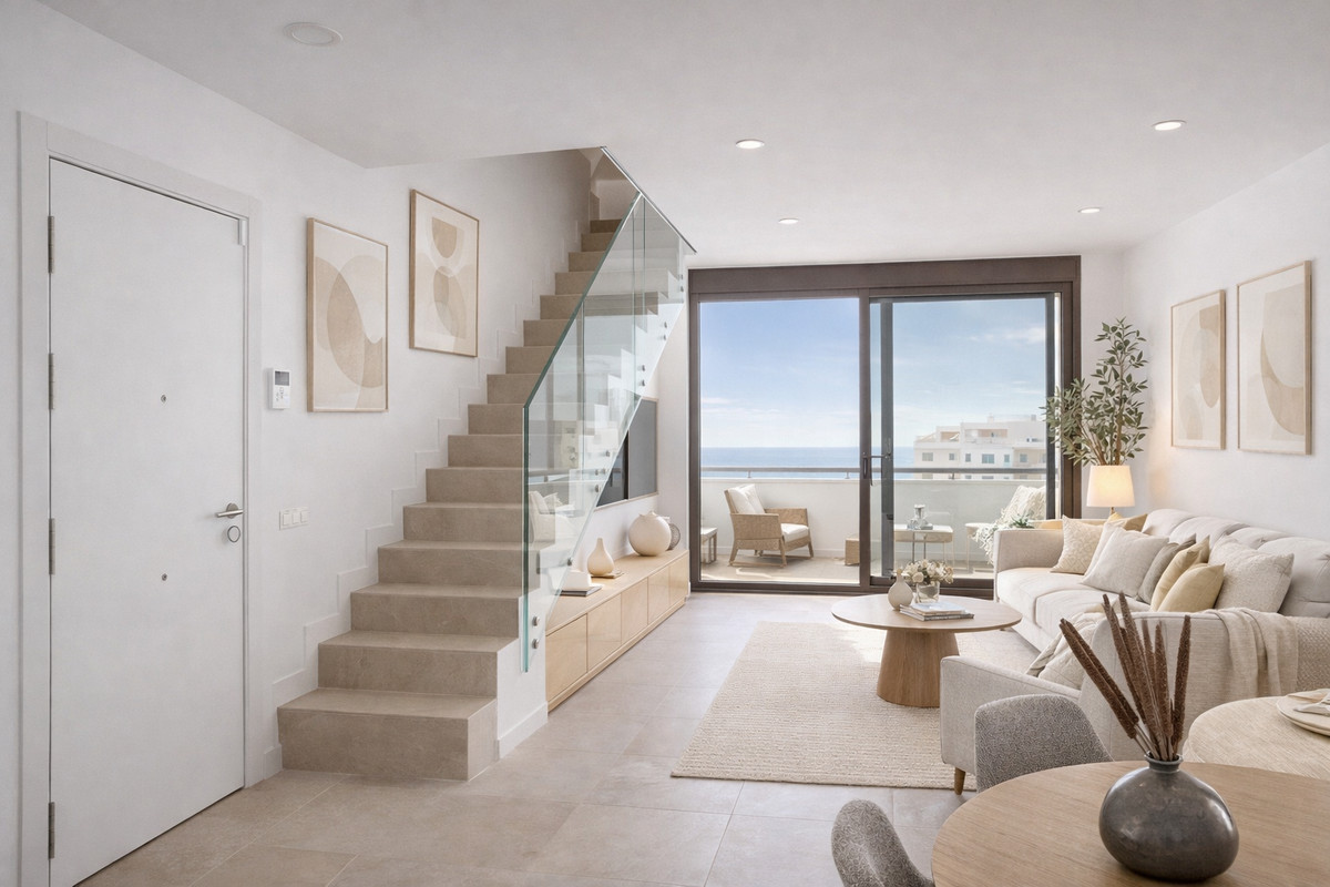 3 Bedroom Apartment for Sale in Estepona — 3