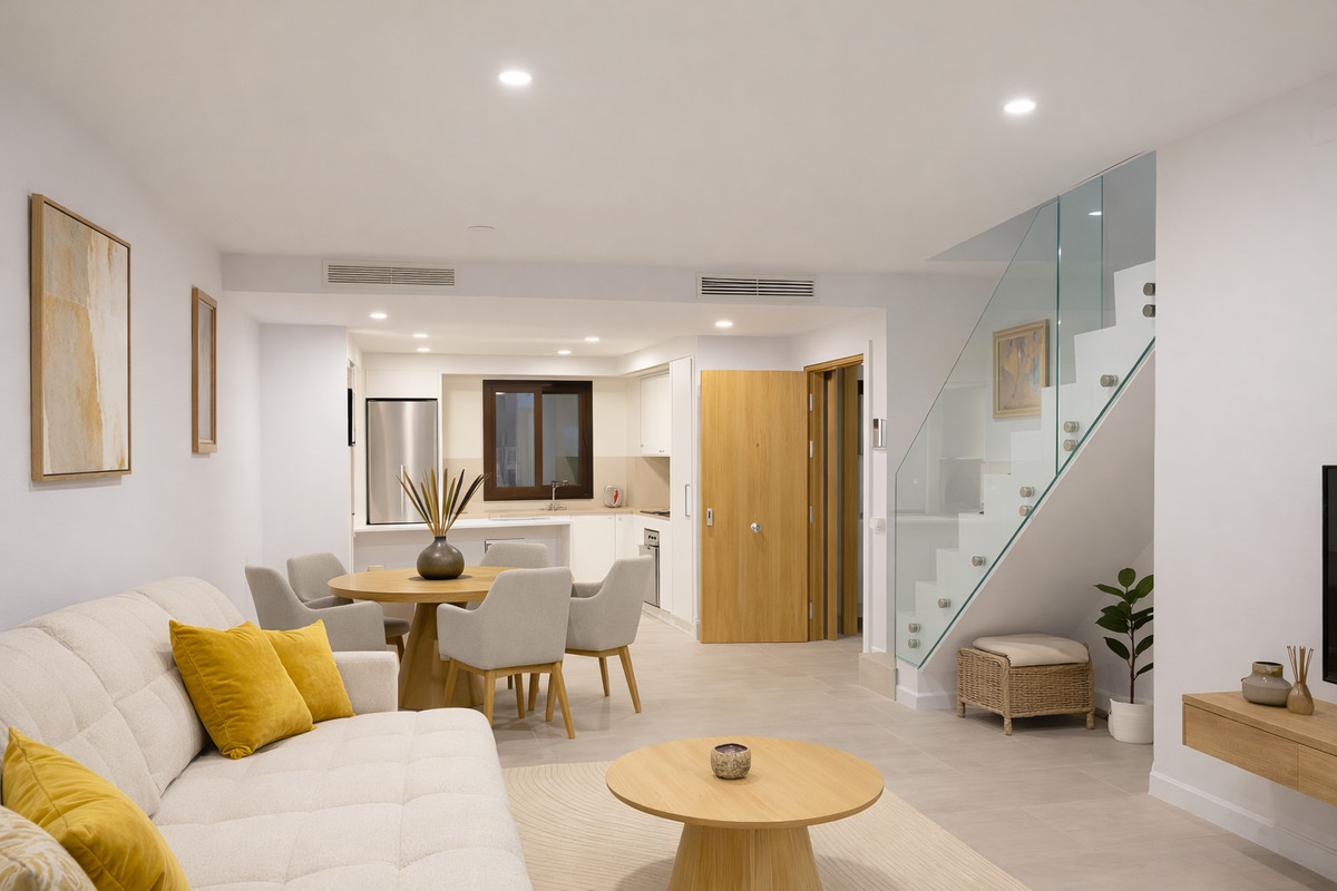 3 Bedroom Apartment for Sale in Estepona — 9