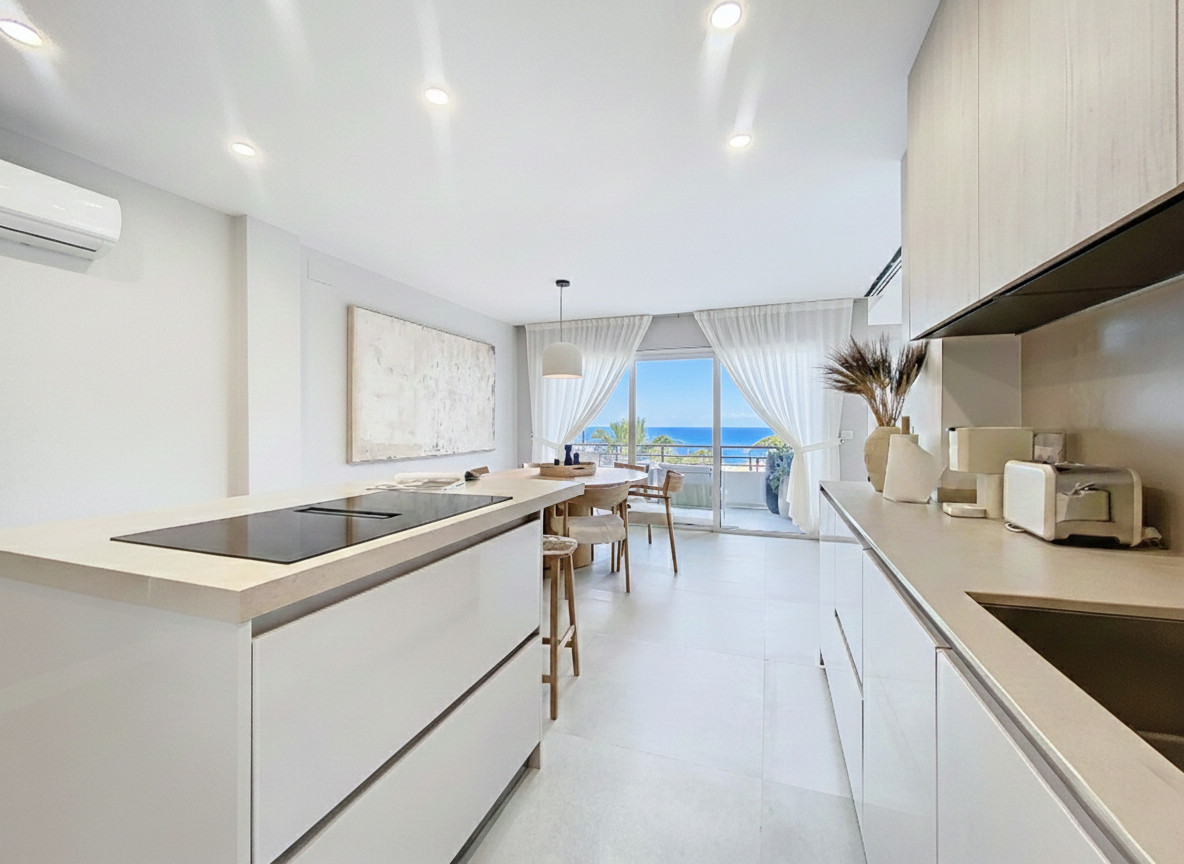 2 Bedroom Apartment for Sale in Estepona — 2