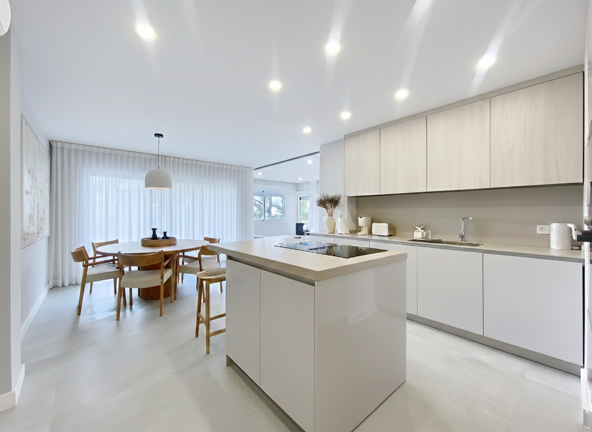 2 Bedroom Apartment for Sale in Estepona — 5
