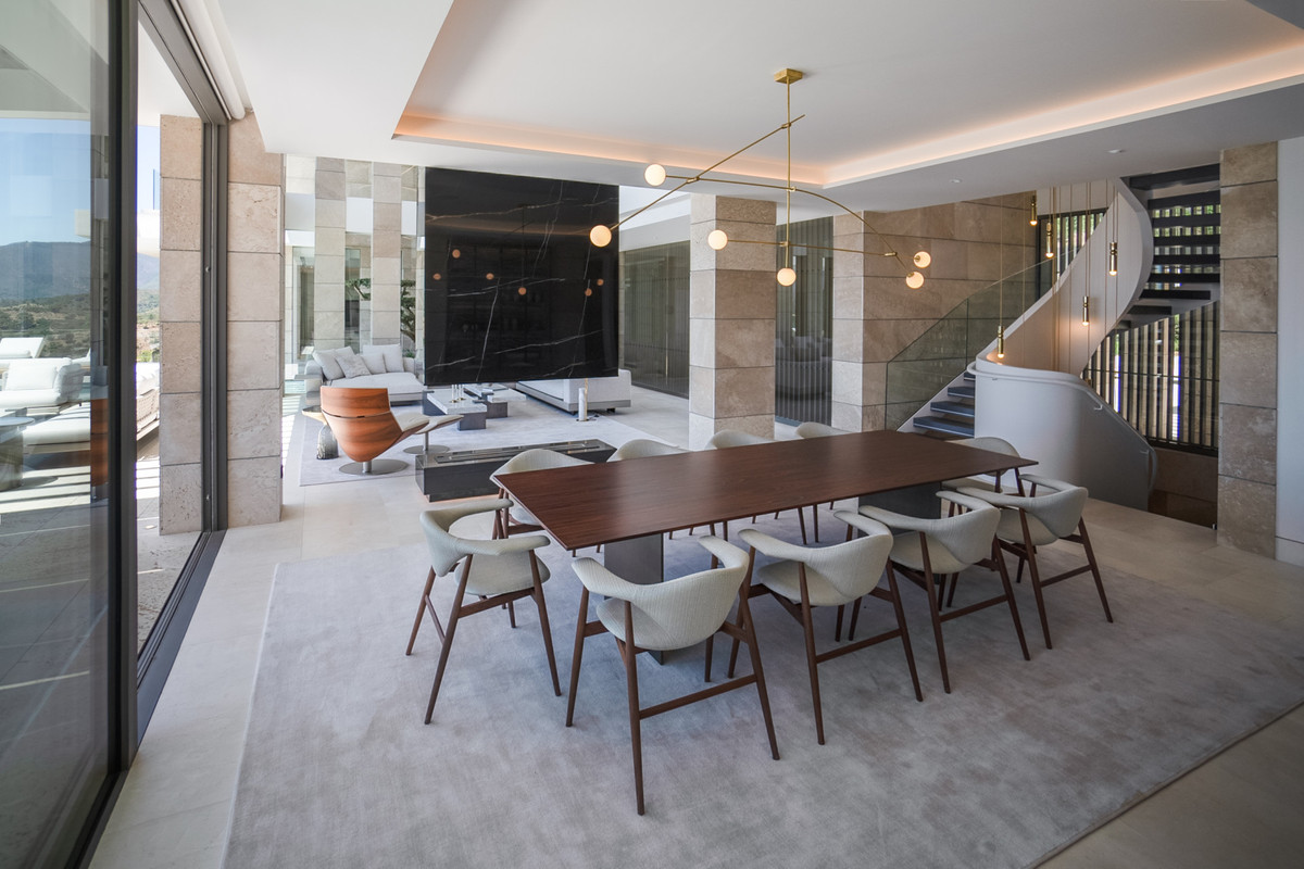 5 Bedroom Villa for Sale in La Zagaleta — 7