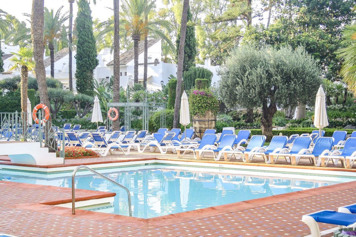 3 Bedroom Apartment for Sale in Puerto Banús