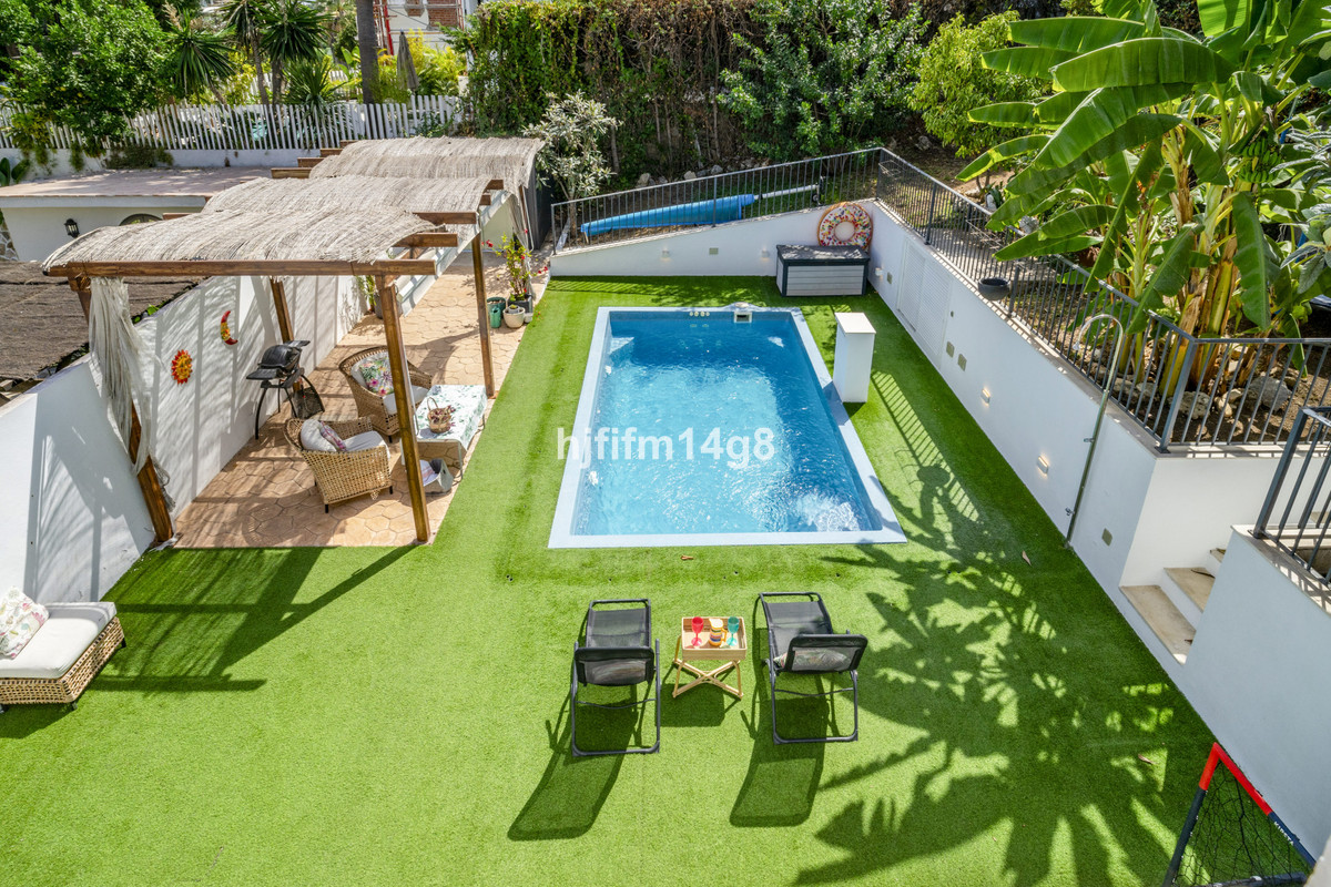 3 Bedroom Villa for Sale in La Campana — 2