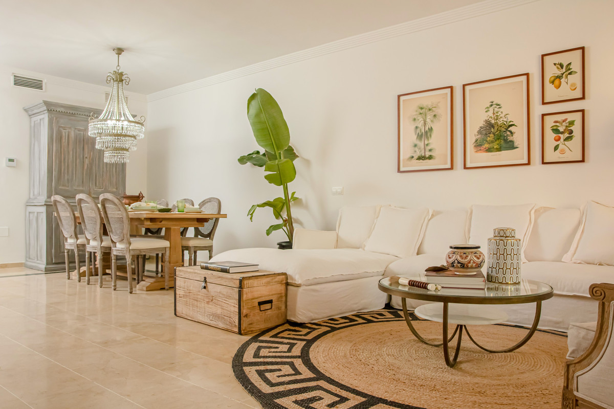 3 Bedroom Villa for Sale in Nagüeles — 3