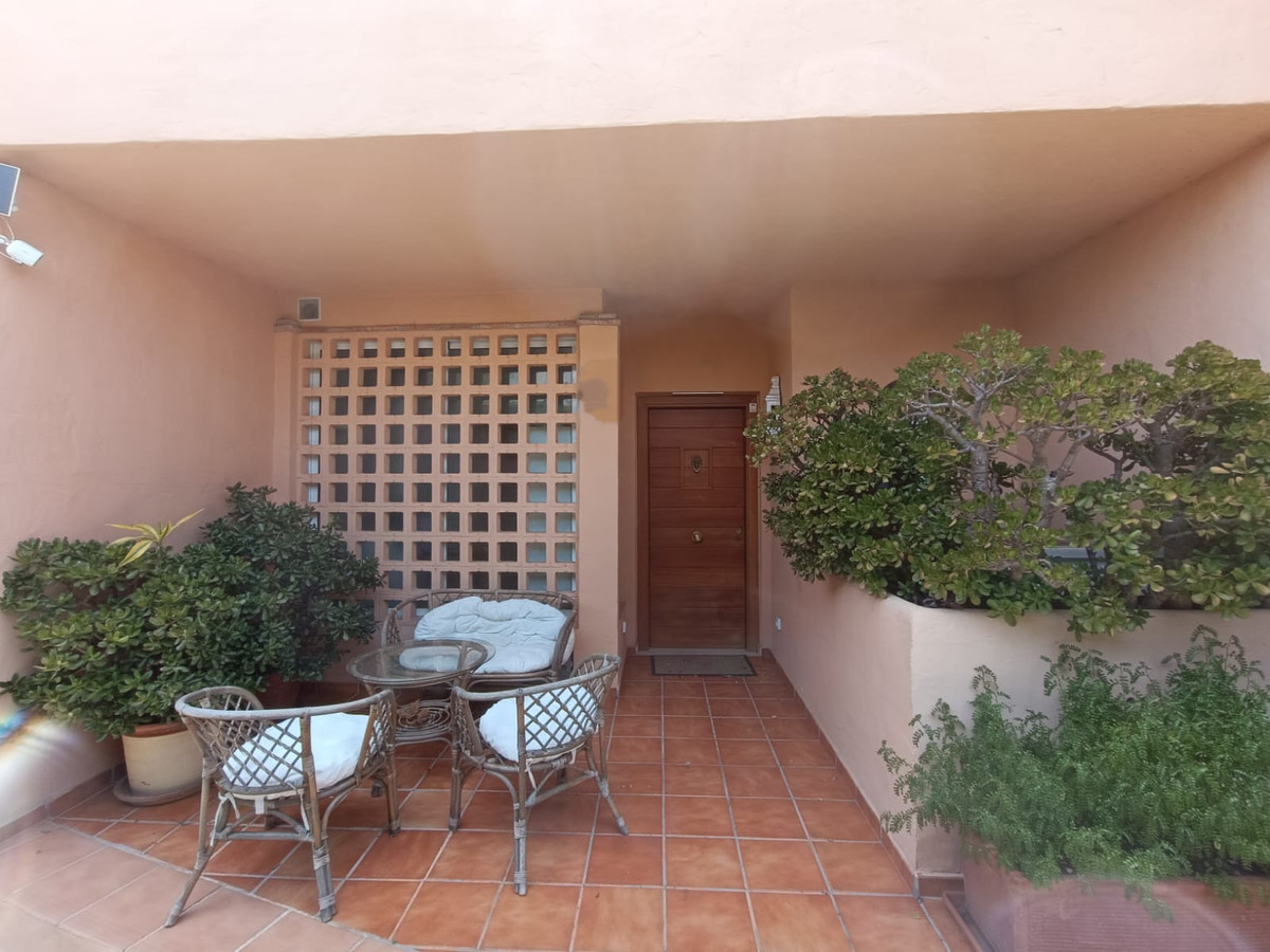 3 Bedroom Villa for Sale in Nagüeles — 6