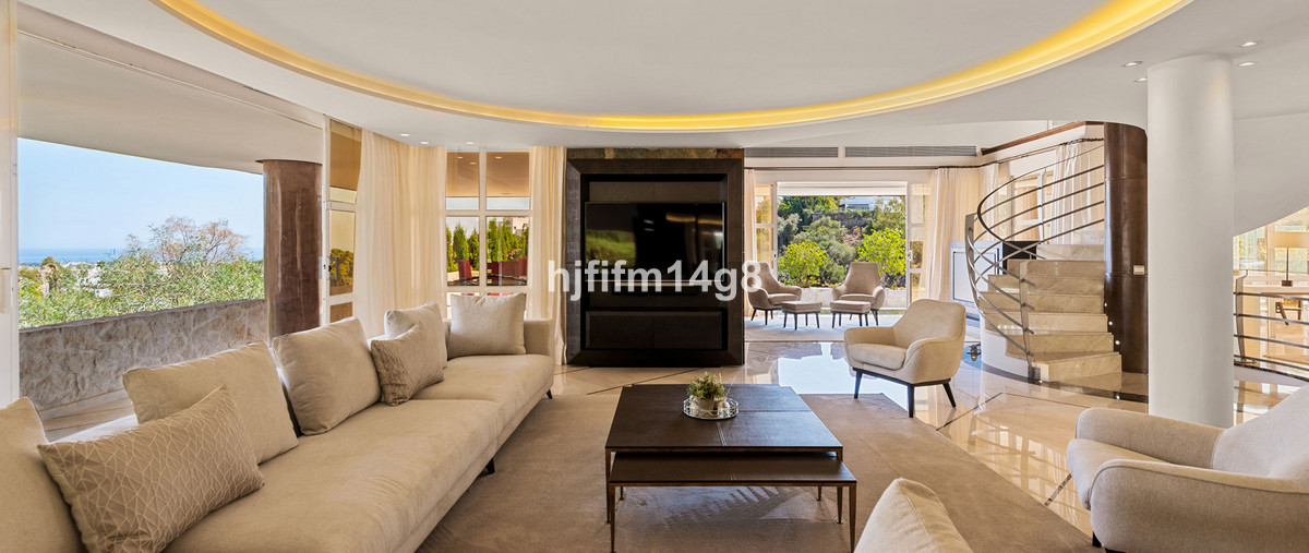 5 Bedroom Villa for Sale in La Quinta — 7