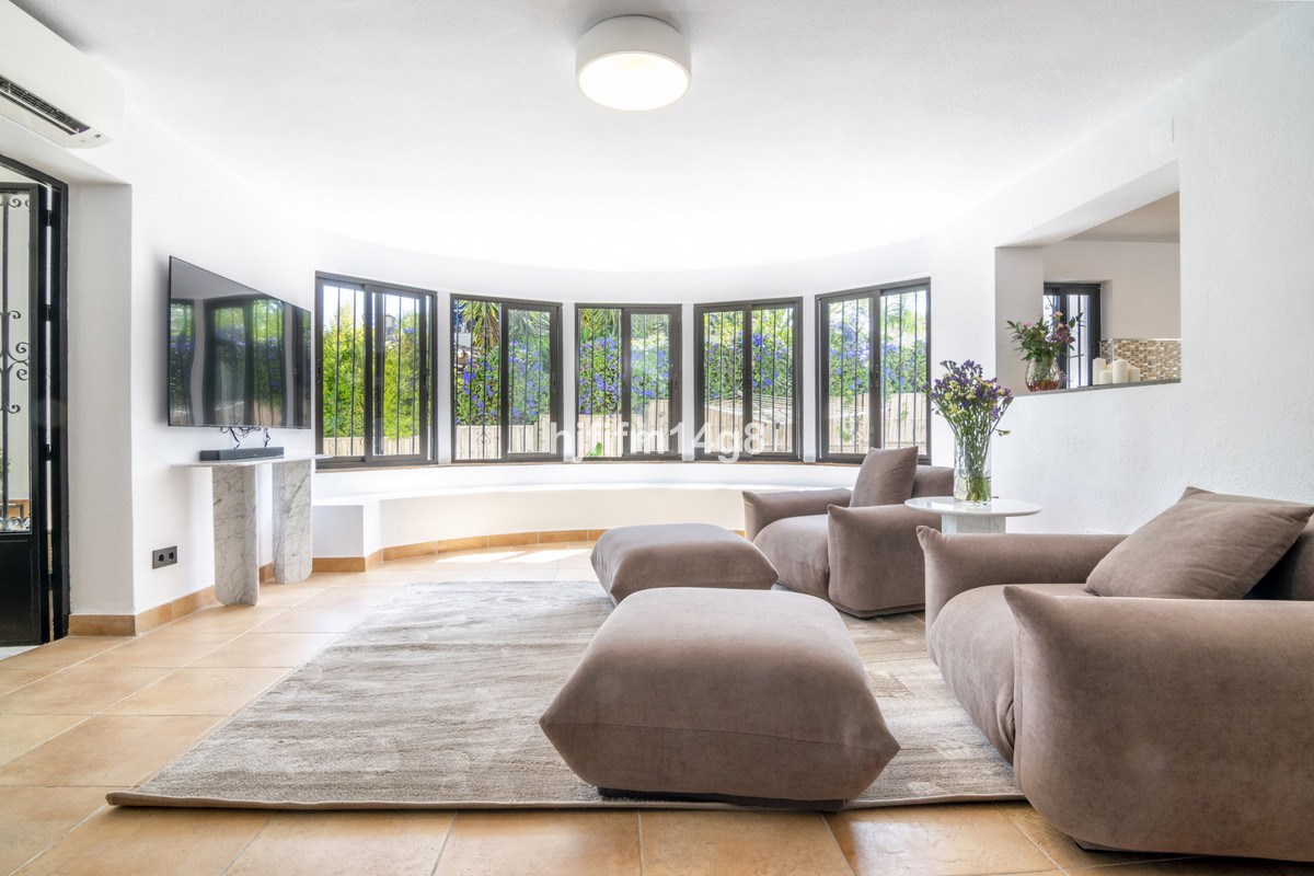 7 Bedroom Villa for Sale in San Pedro de Alcántara — 6