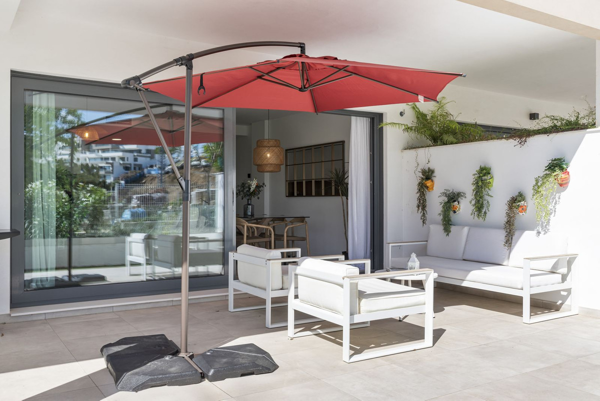 3 Bedroom Apartment for Sale in Estepona — 9