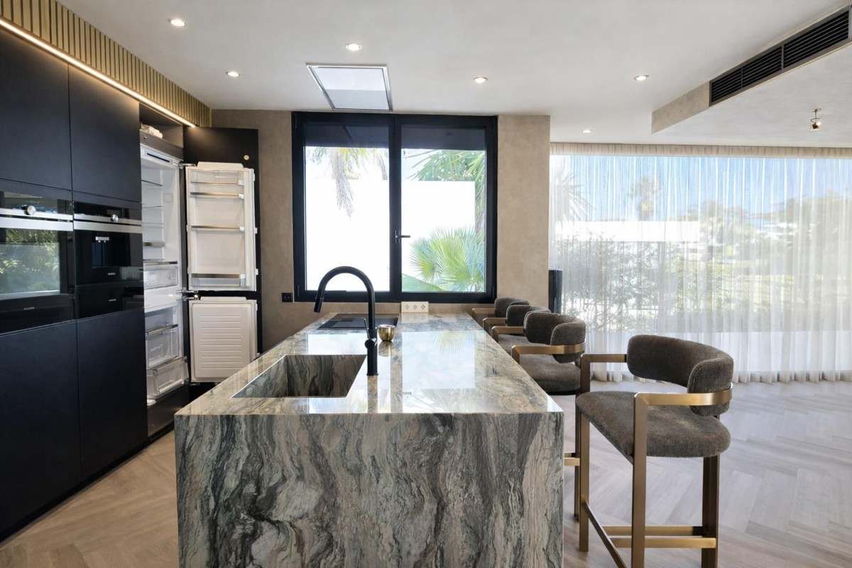 3 Bedroom Villa for Sale in Atalaya — 3