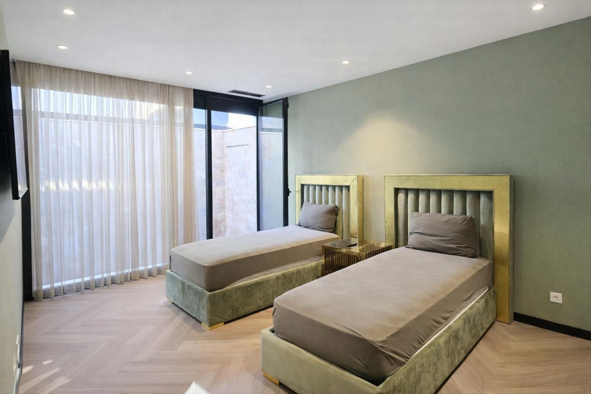3 Bedroom Villa for Sale in Atalaya — 5