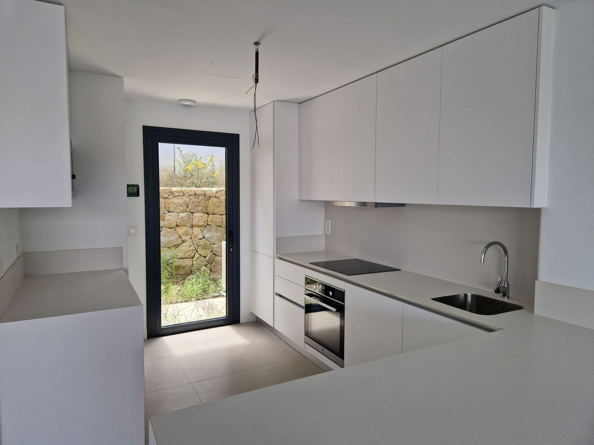3 Bedroom Villa for Sale in Atalaya — 9