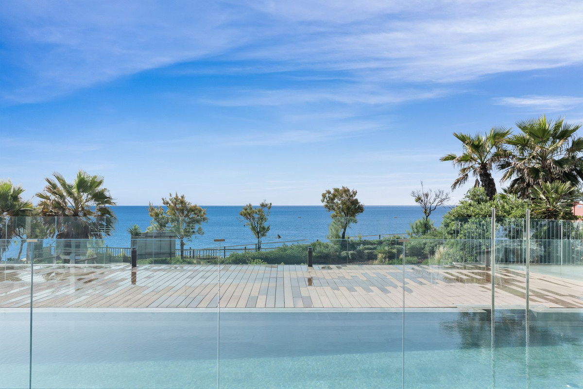 2 Bedroom Apartment for Sale in Estepona — 2