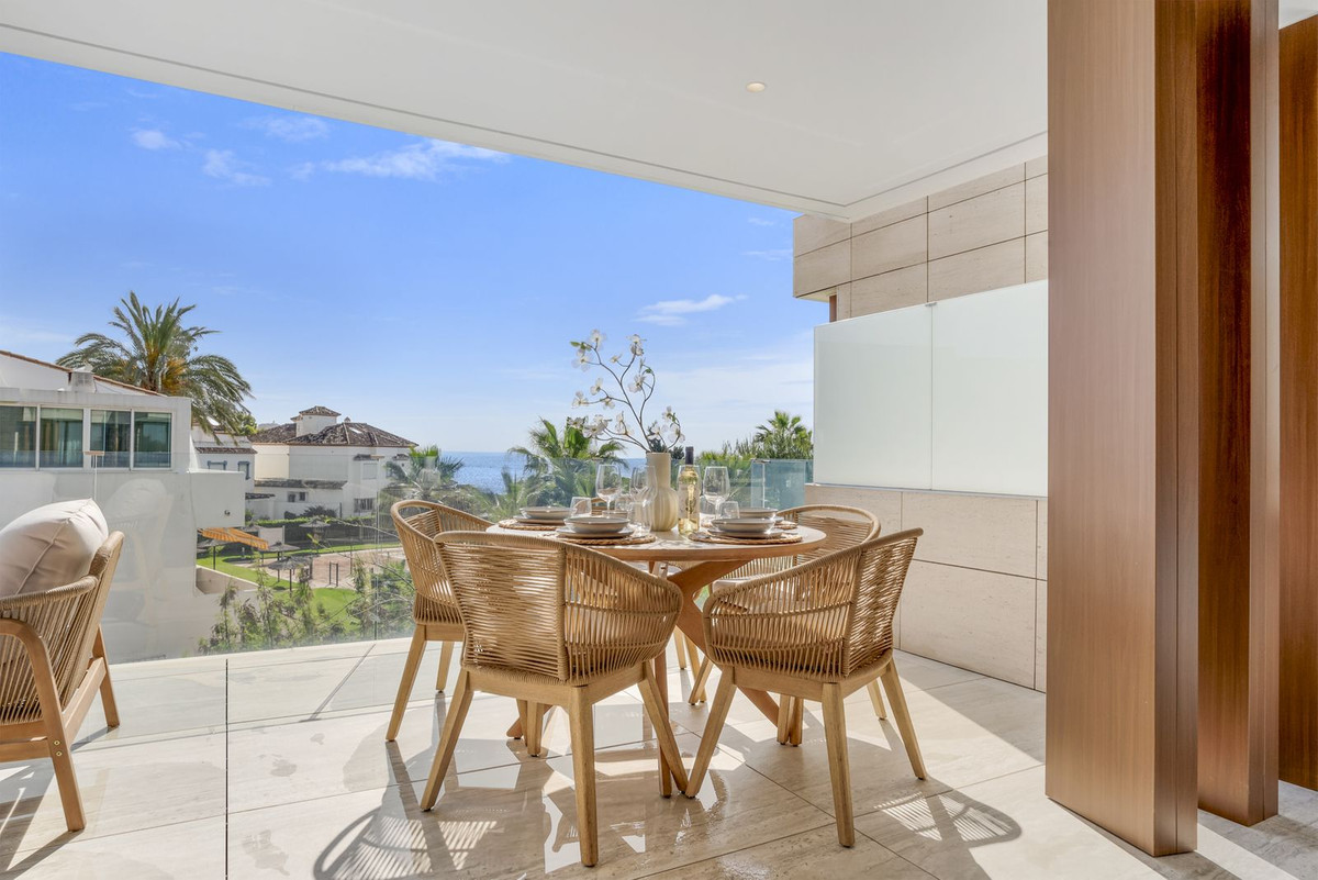 2 Bedroom Apartment for Sale in Estepona — 3
