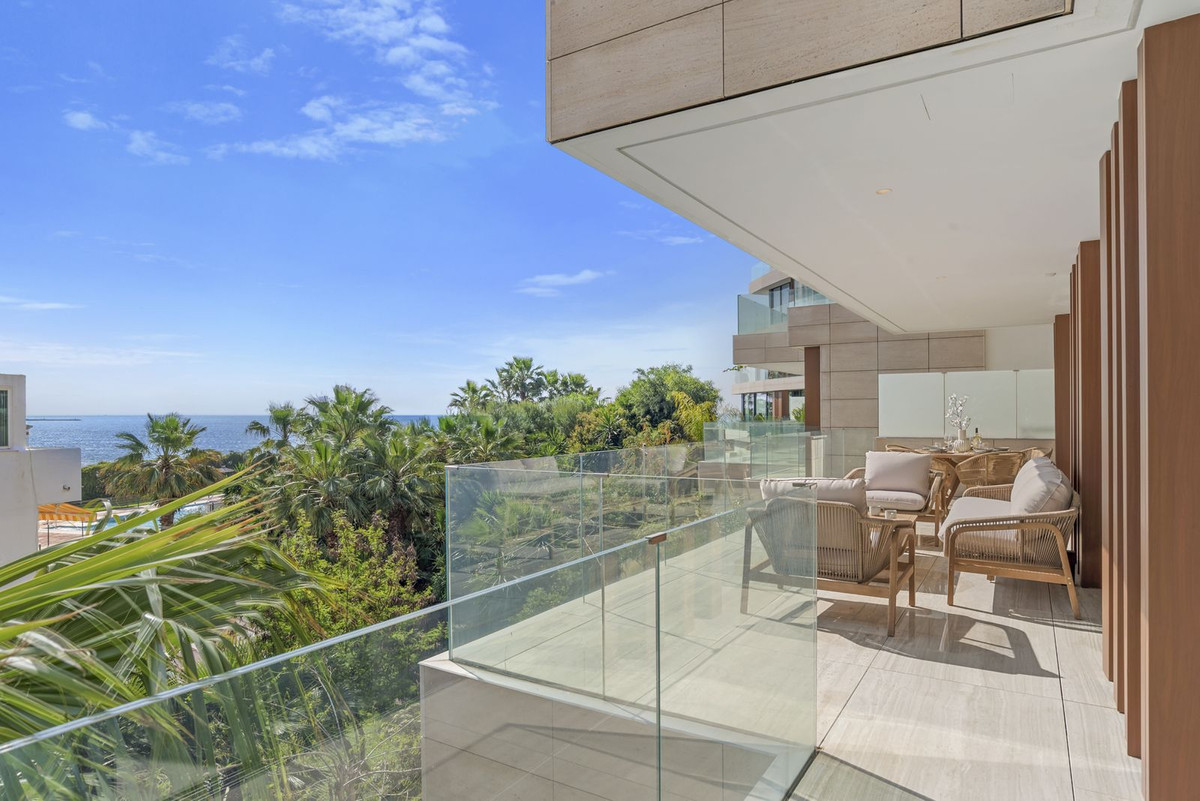 2 Bedroom Apartment for Sale in Estepona — 5