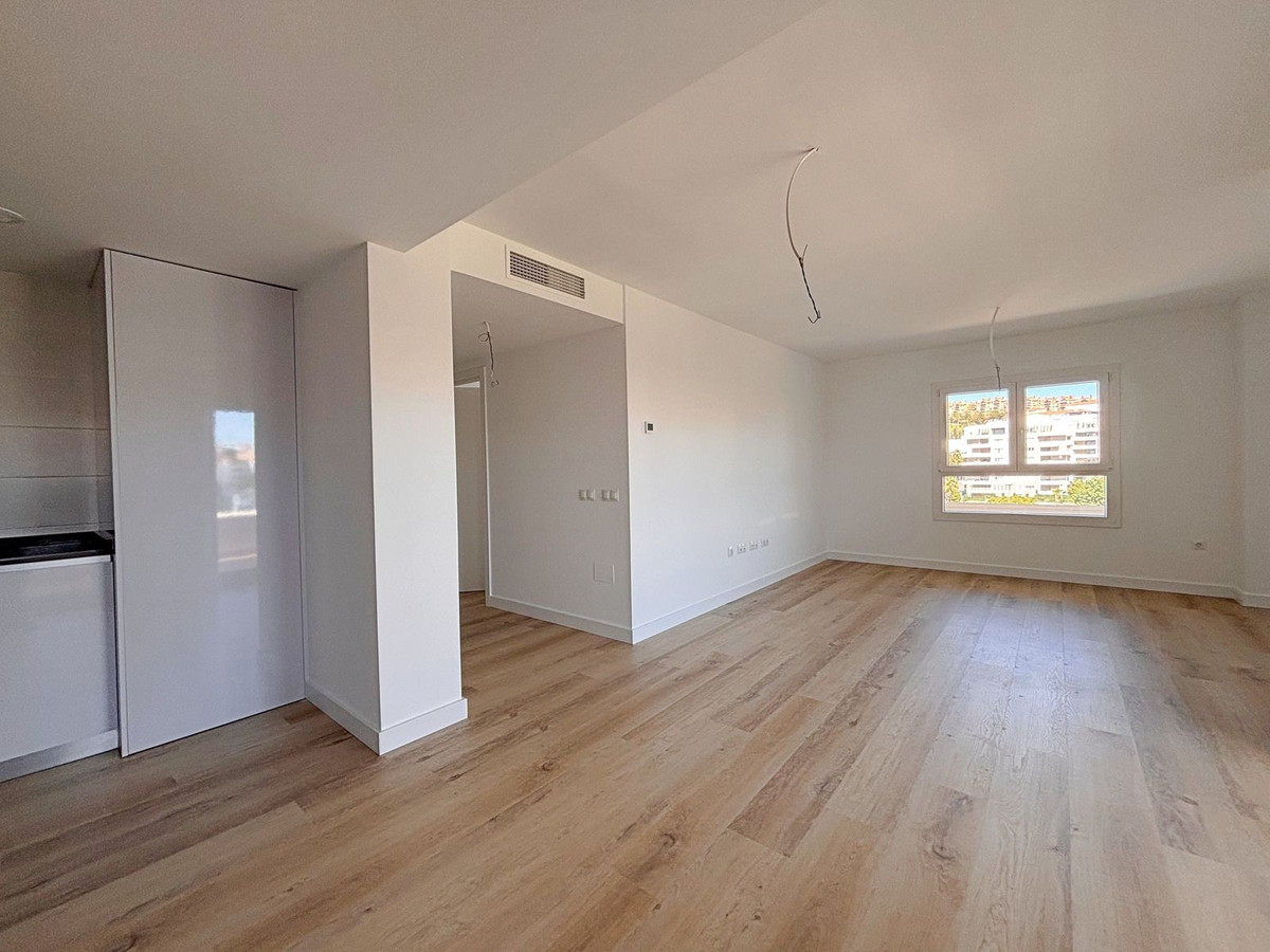 3 Bedroom Apartment for Sale in Nueva Andalucía — 7