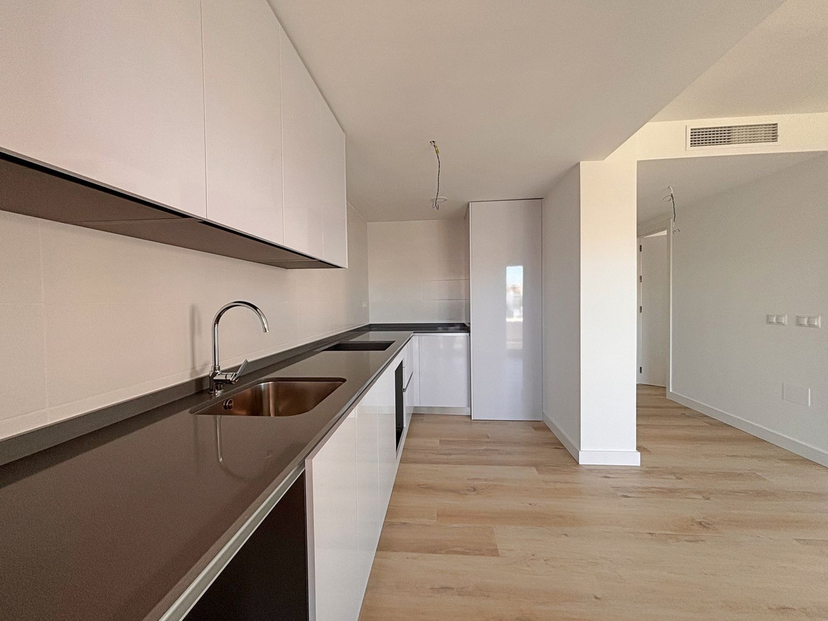 3 Bedroom Apartment for Sale in Nueva Andalucía — 8