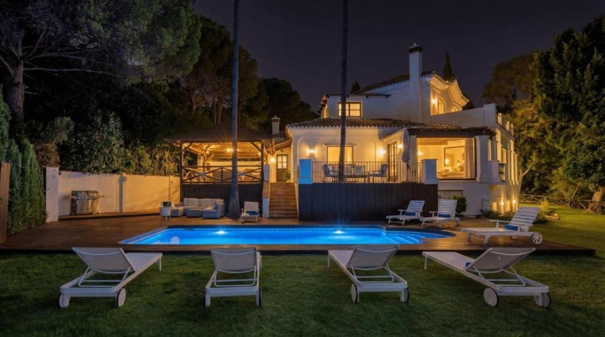 5 Bedroom Villa for Sale in La Zagaleta — view 10