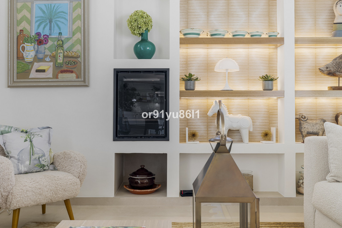 4 Bedroom Villa for Sale in The Golden Mile — 5