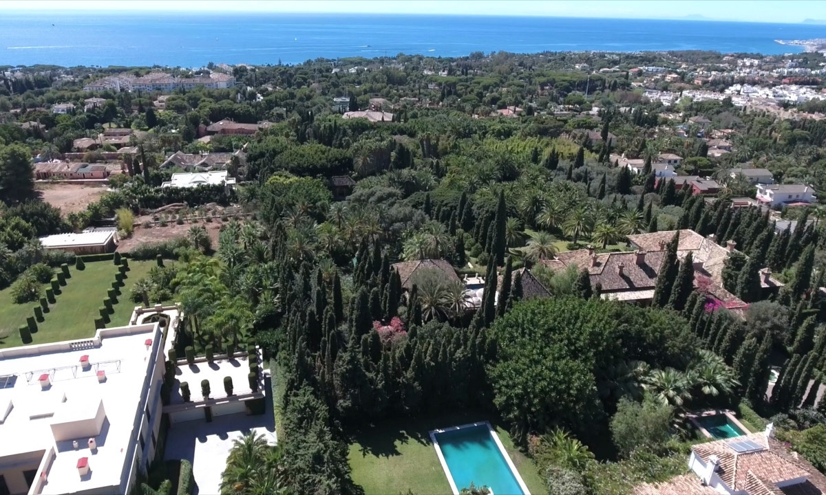Plot for Sale in The Golden Mile — 6