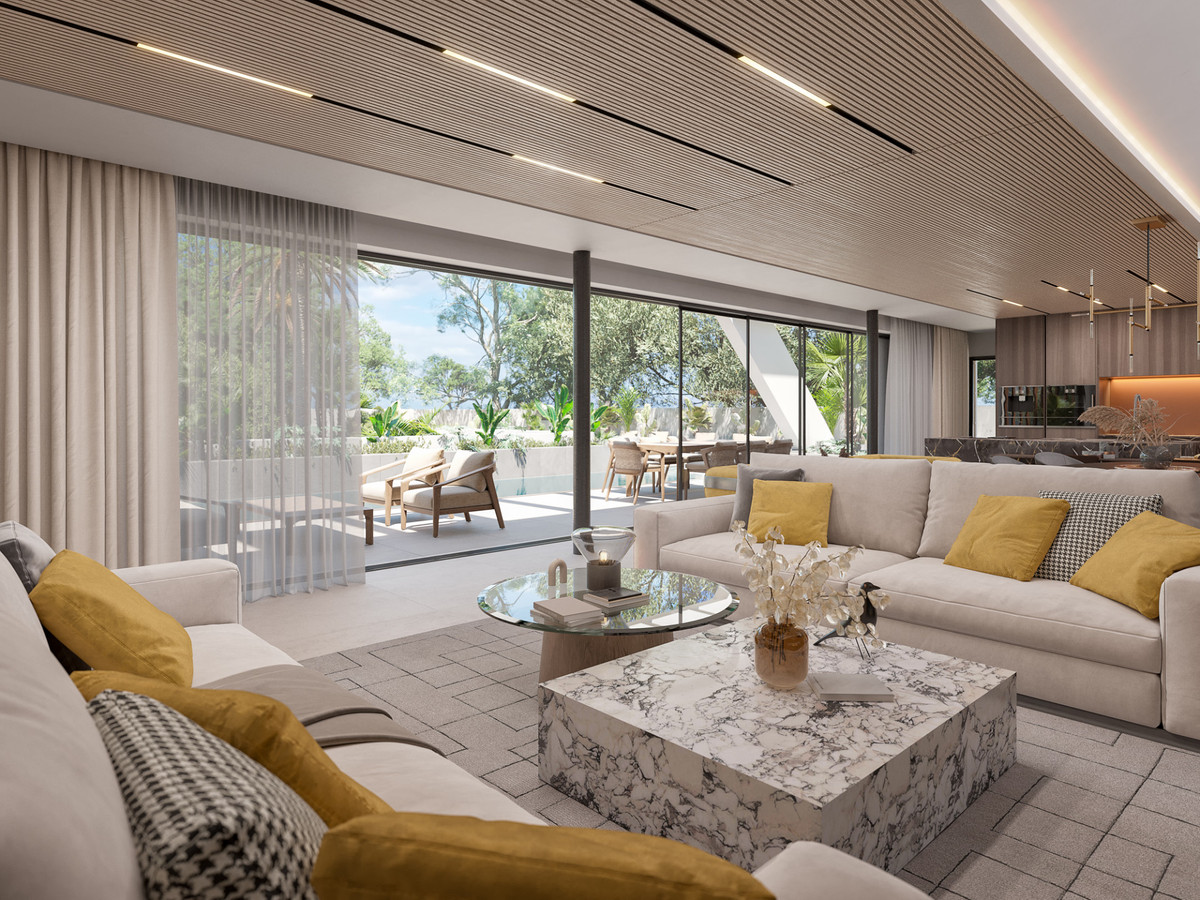 5 Bedroom Villa for Sale in Nueva Andalucía — 5