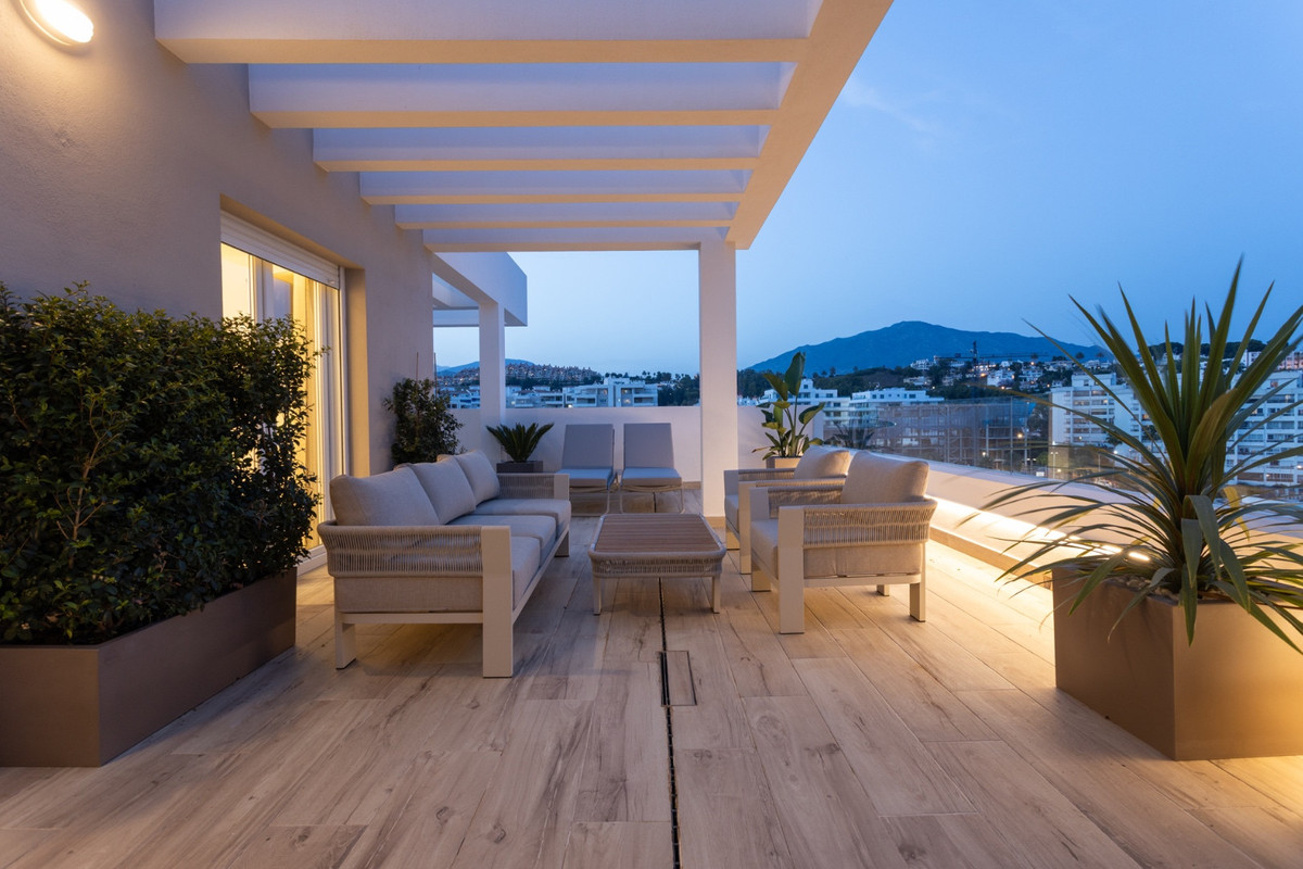 4 Bedroom Apartment for Sale in Nueva Andalucía