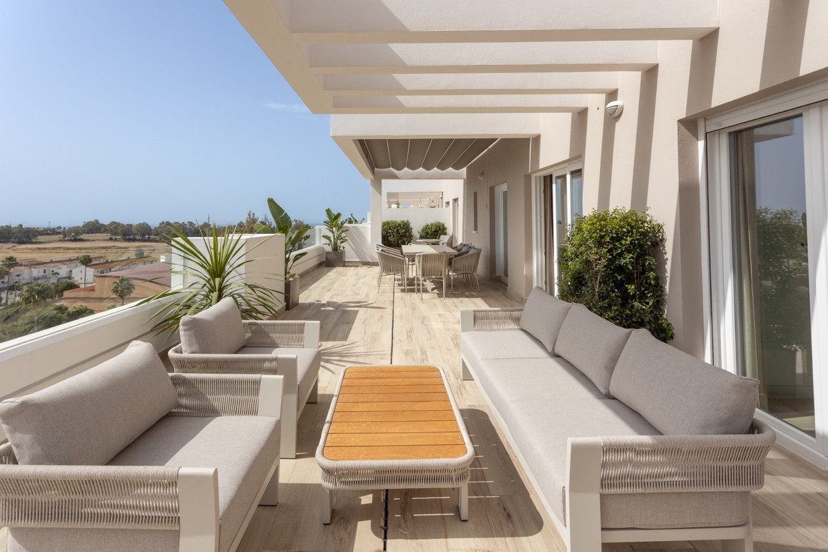 4 Bedroom Apartment for Sale in Nueva Andalucía — 6