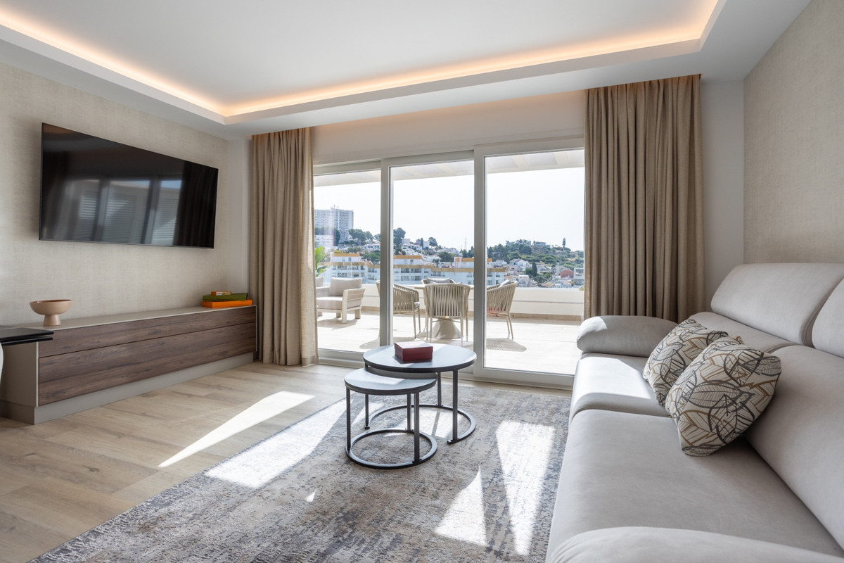 2 Bedroom Apartment for Sale in Nueva Andalucía — 5