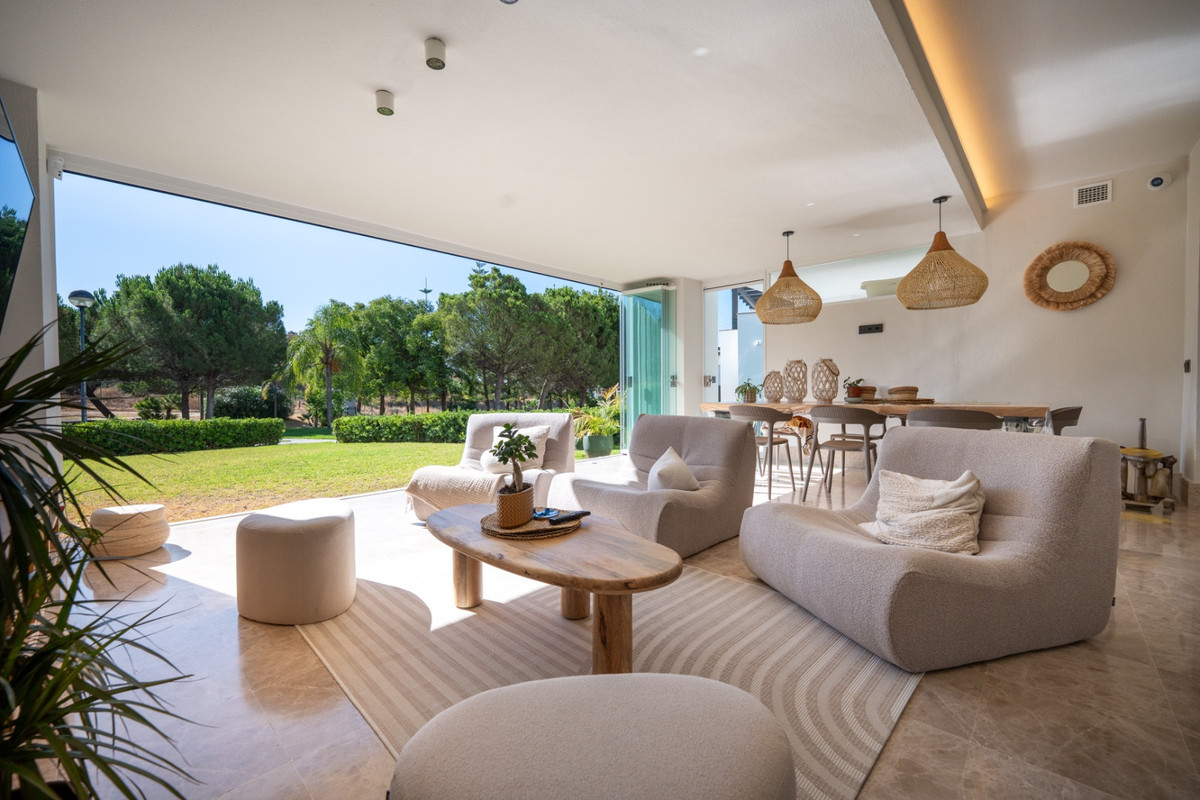 3 Bedroom Villa for Sale in Marbella — 2