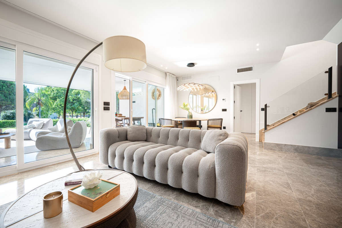 3 Bedroom Villa for Sale in Marbella — 4