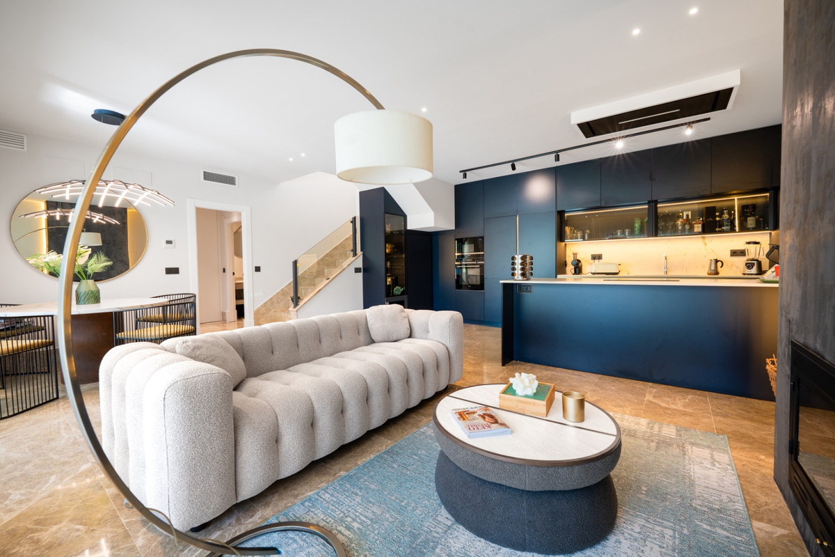 3 Bedroom Villa for Sale in Marbella — 7