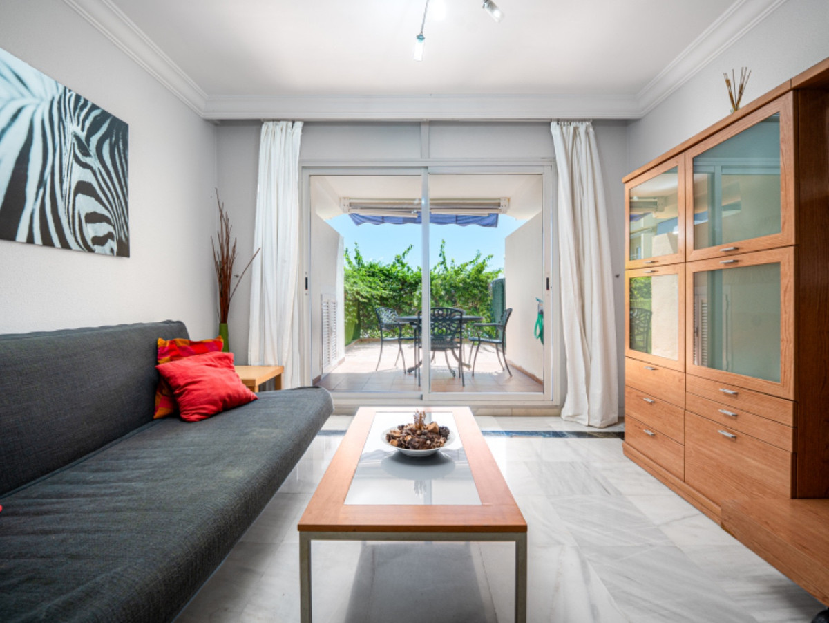 1 Bedroom Apartment for Sale in Marbella — 2