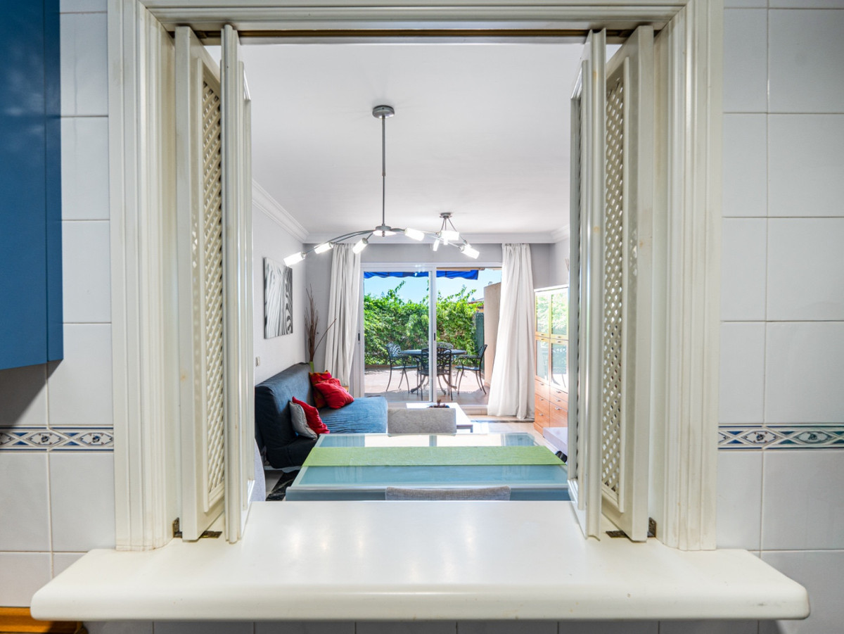 1 Bedroom Apartment for Sale in Marbella — 9