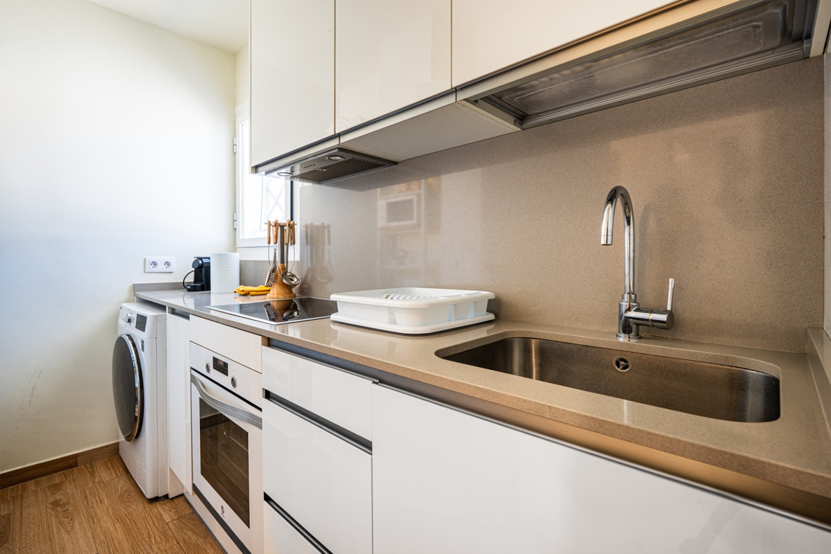 1 Bedroom Apartment for Sale in Marbella — 8