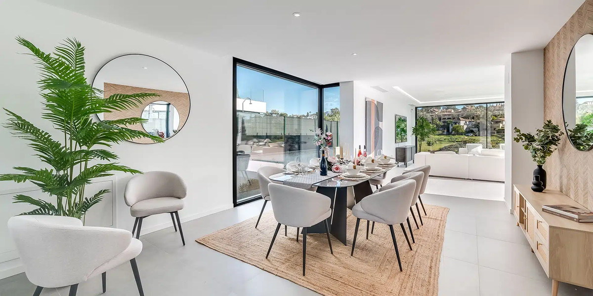 5 Bedroom Villa for Sale in El Paraiso — 9