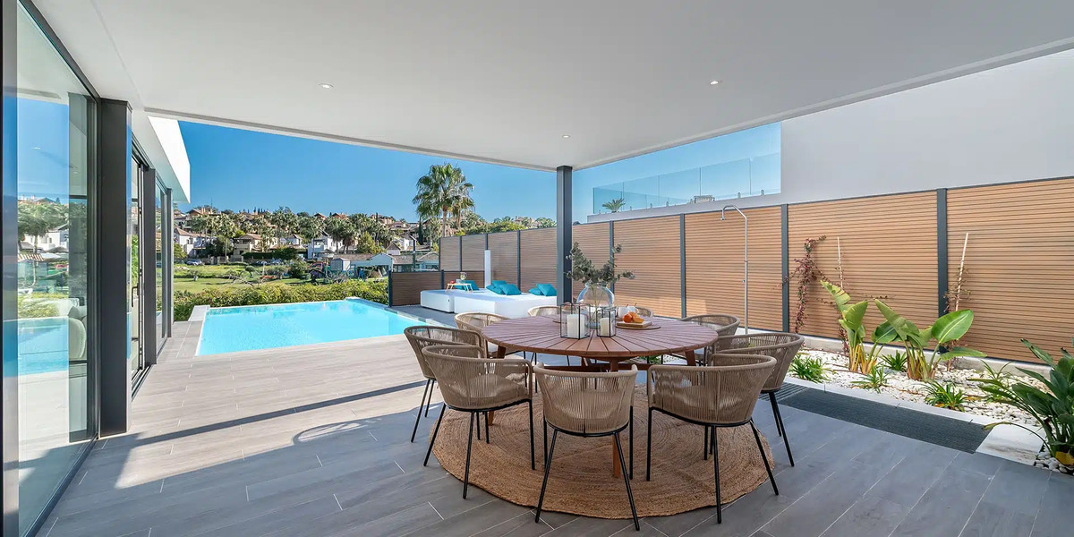5 Bedroom Villa for Sale in El Paraiso — view 10