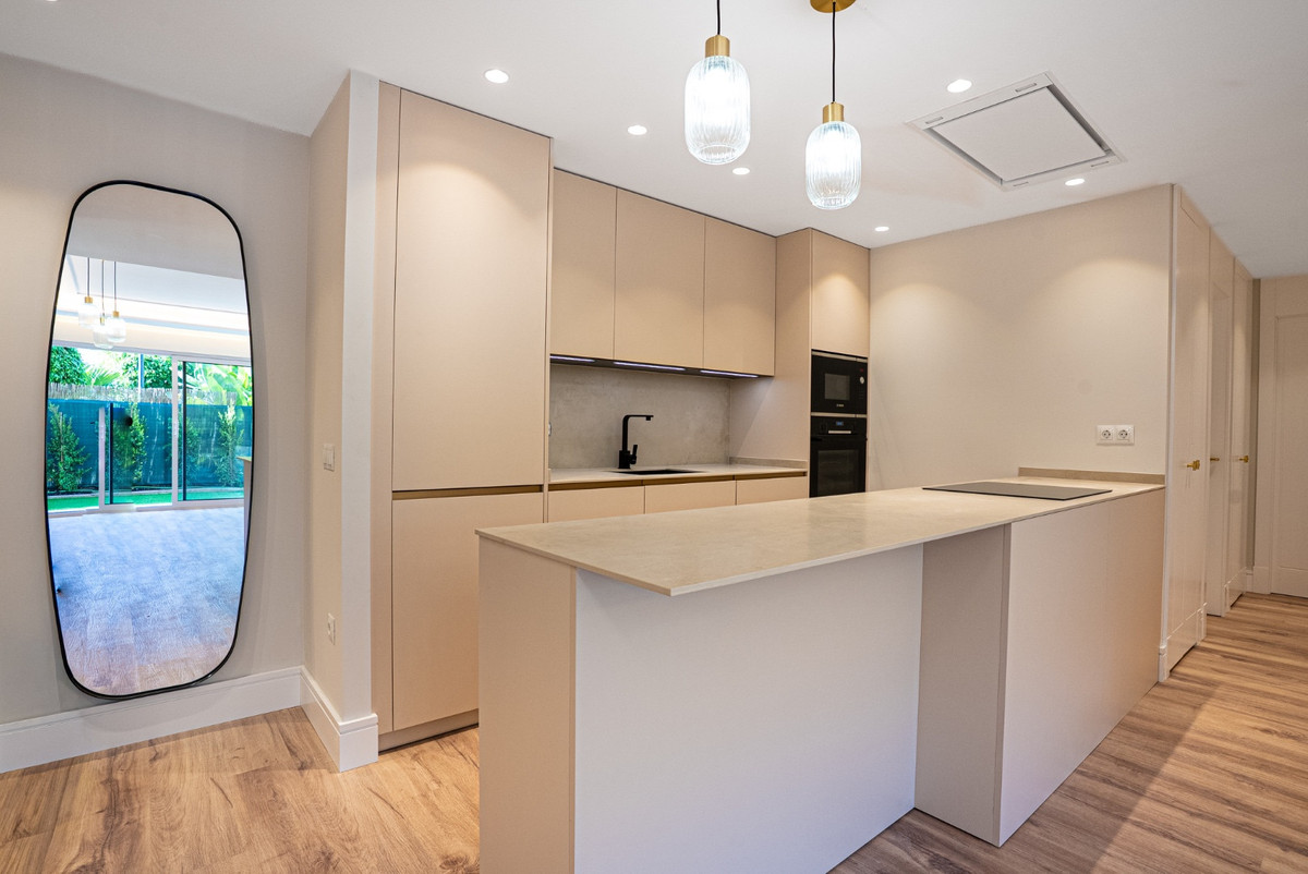 2 Bedroom Apartment for Sale in San Pedro de Alcántara — view 10