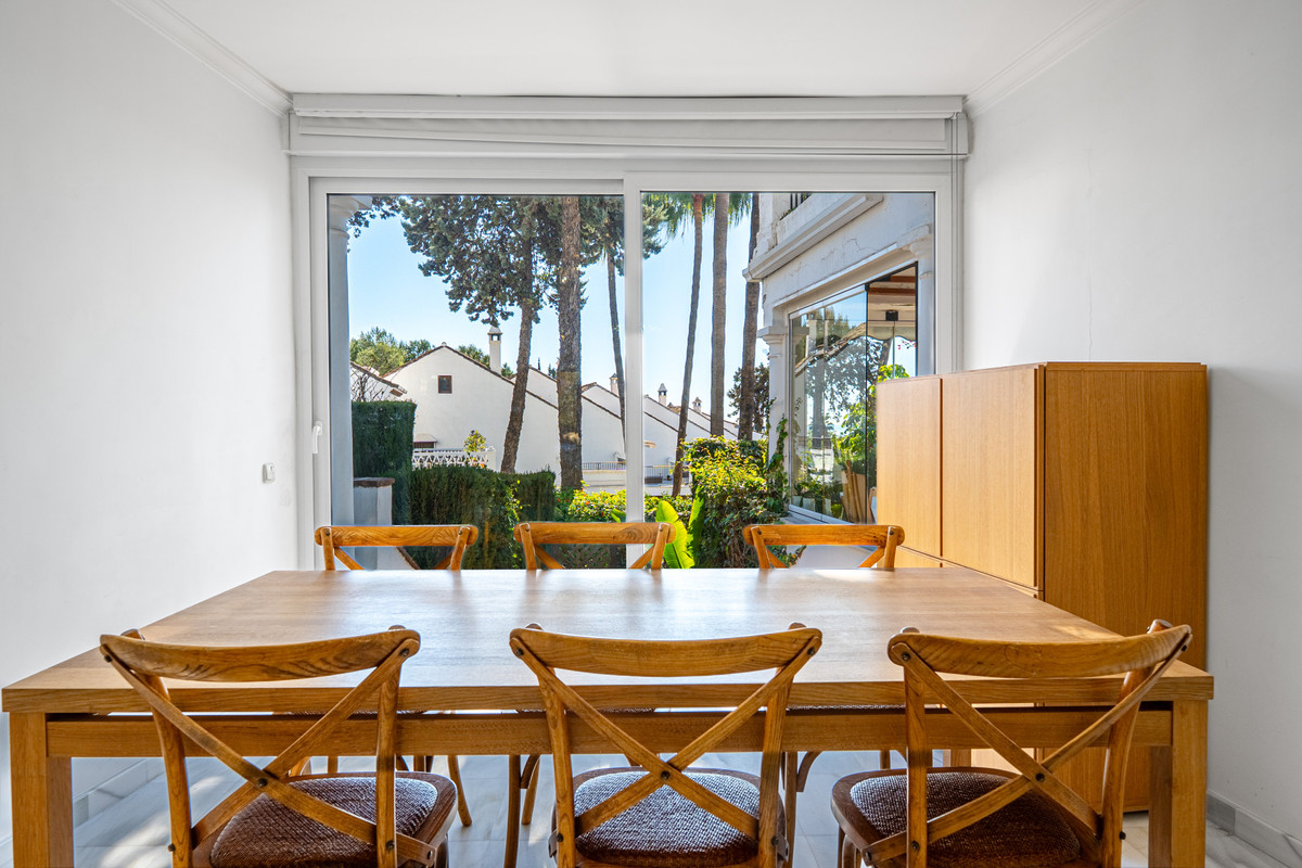 3 Bedroom Villa for Sale in The Golden Mile — 9