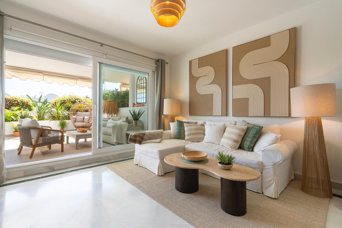 2 Bedroom Apartment for Sale in Nueva Andalucía — 7