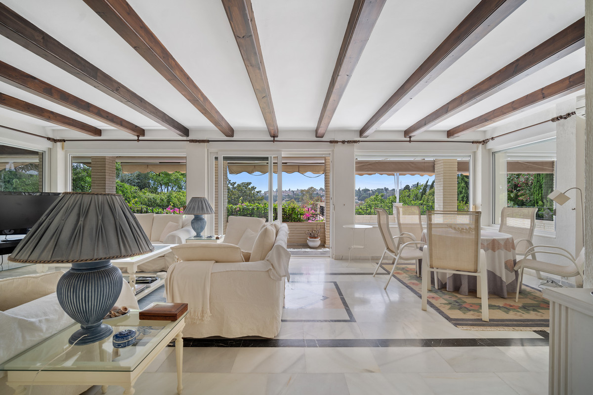 4 Bedroom Villa for Sale in Guadalmina Alta — 9