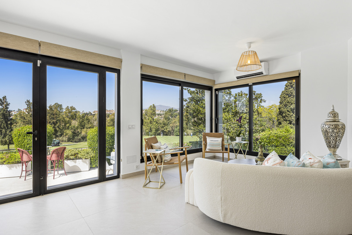 4 Bedroom Villa for Sale in Guadalmina Alta — 5