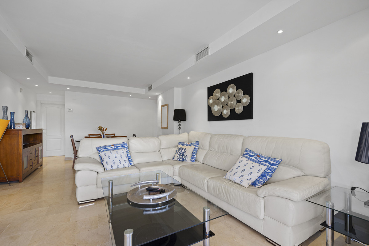 4 Bedroom Apartment for Sale in Marbella — 6