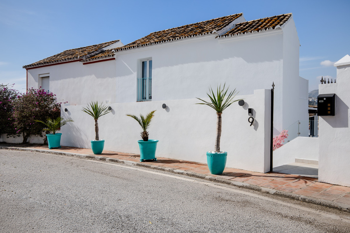 3 Bedroom Villa for Sale in Guadalmina Alta