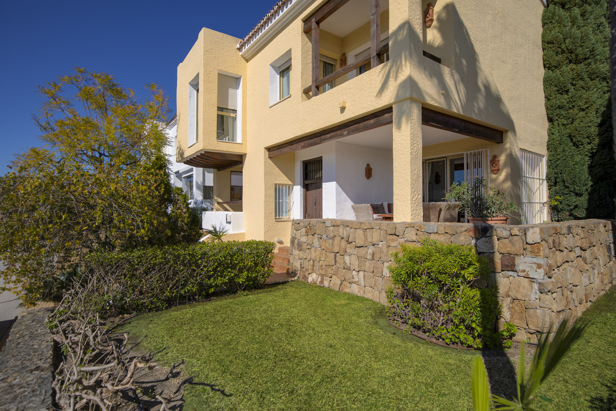 3 Bedroom Villa for Sale in Benahavís