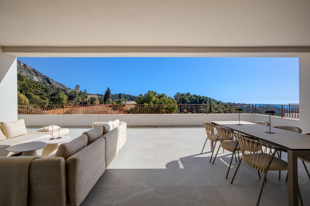 3 Bedroom Apartment for Sale in Istán — 4
