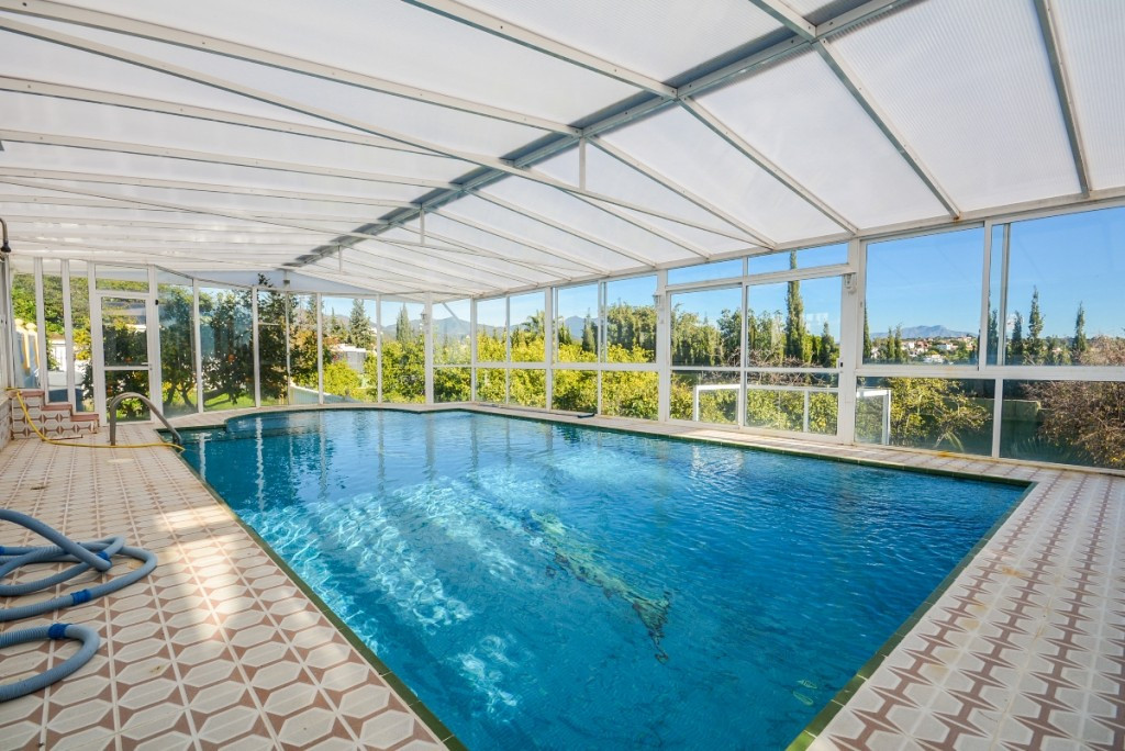 8 Bedroom Villa for Sale in Estepona — 5