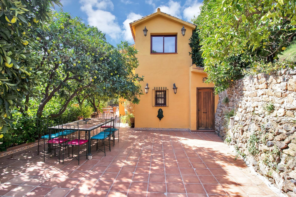 3 Bedroom Villa for Sale in Ojén