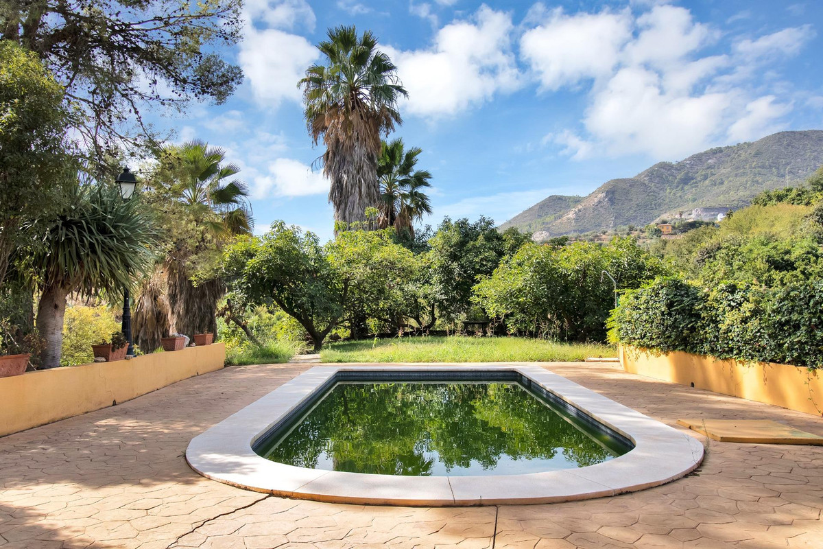 3 Bedroom Villa for Sale in Ojén — view 10