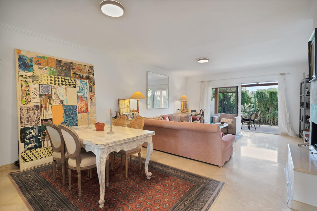 4 Bedroom Villa for Sale in Nagüeles — 7